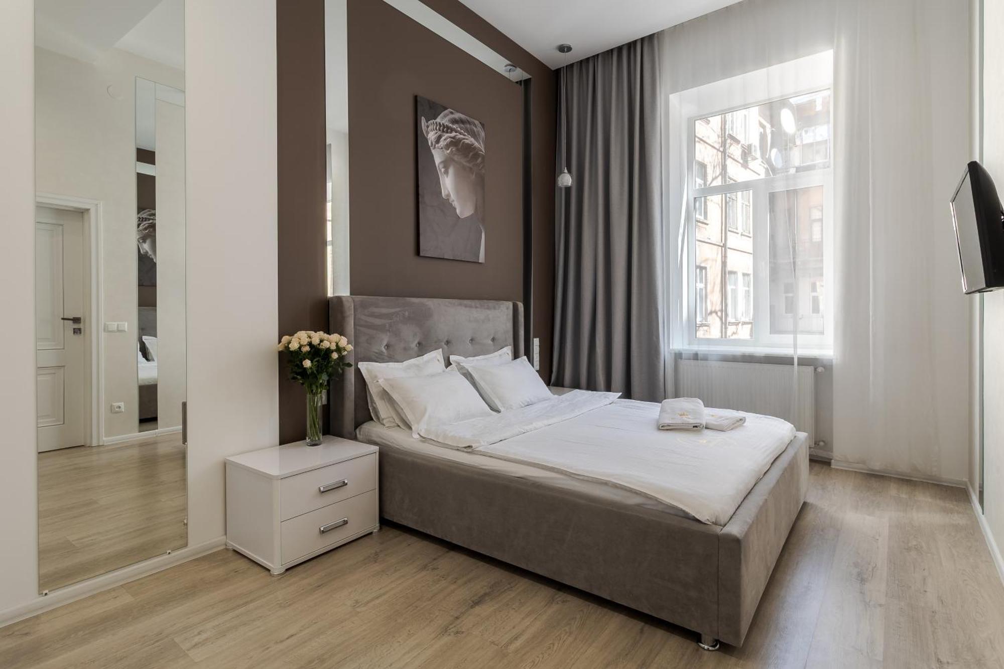 Royal Stylish Apartment In The Old City Lwów Zewnętrze zdjęcie